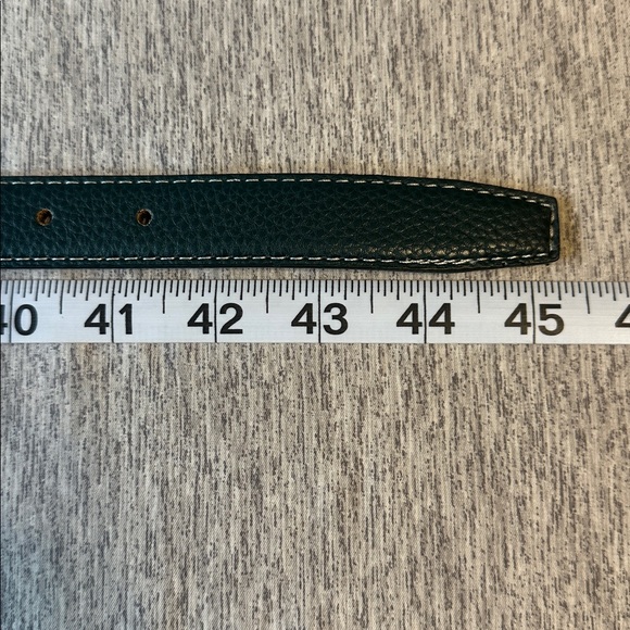 New Fashion Inspired Item Reversible Belt
#57 - Picture 7 of 7